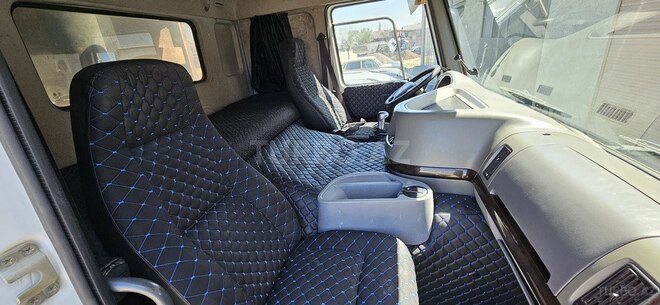 HOWO 371 2013, 337,000 km - 9.7 l - Quba