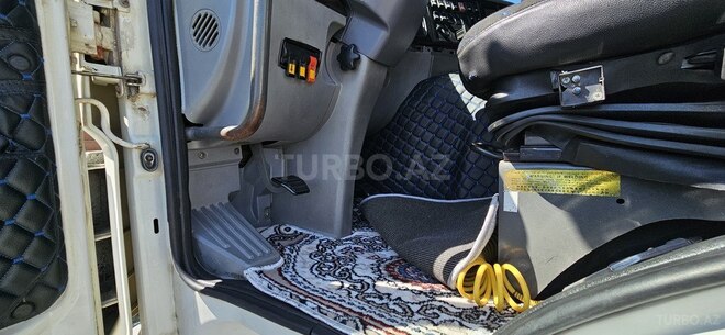 HOWO 371 2013, 337,000 km - 9.7 l - Quba