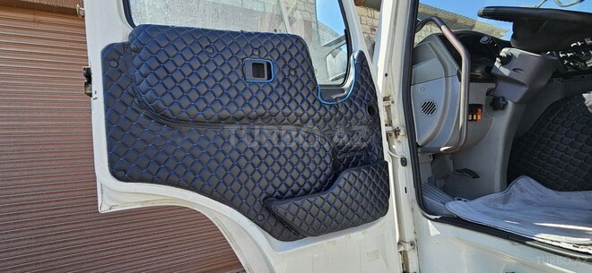 HOWO 371 2013, 337,000 km - 9.7 l - Quba