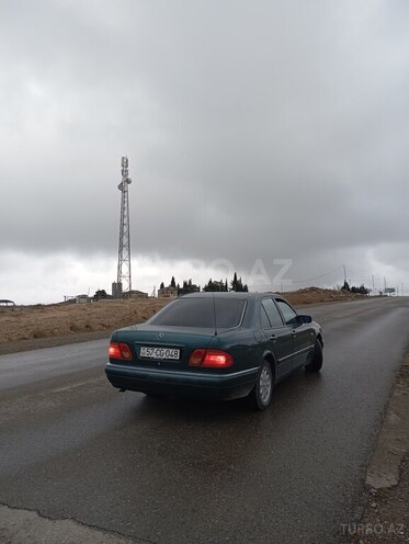 Mercedes E 200 1998, 325,000 km - 2.0 l - Şəmkir