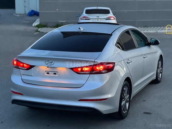Hyundai Elantra 2017, 110,000 km - 2.0 l - Bakı