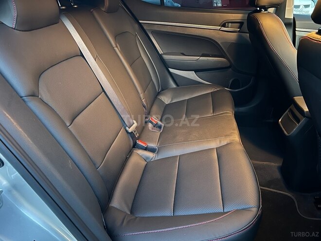 Hyundai Elantra 2017, 110,000 km - 2.0 l - Bakı