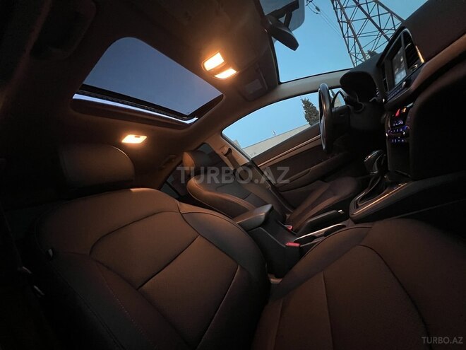 Hyundai Elantra 2017, 110,000 km - 2.0 l - Bakı