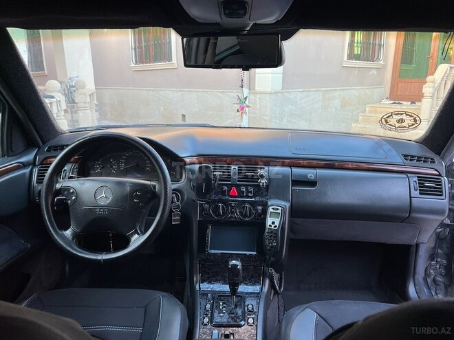 Mercedes E 220 d 2000, 470,000 km - 2.2 l - Bakı