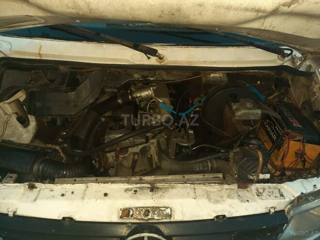 Mercedes Sprinter 412 1995, 350,944 km - 2.9 l - Qazax