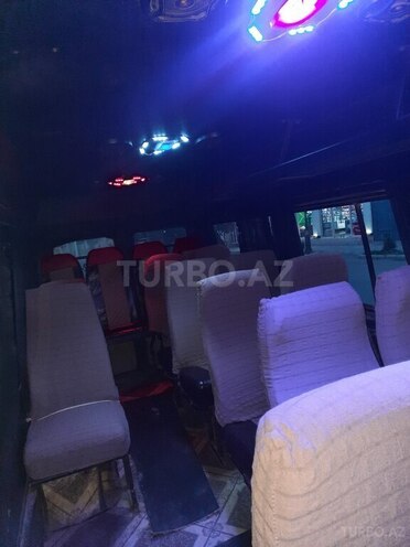 Mercedes Sprinter 412 1995, 350,944 km - 2.9 l - Qazax