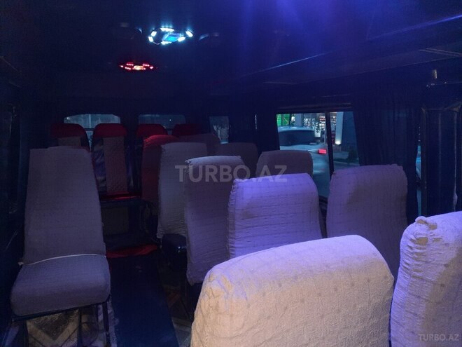 Mercedes Sprinter 412 1995, 350,944 km - 2.9 l - Qazax