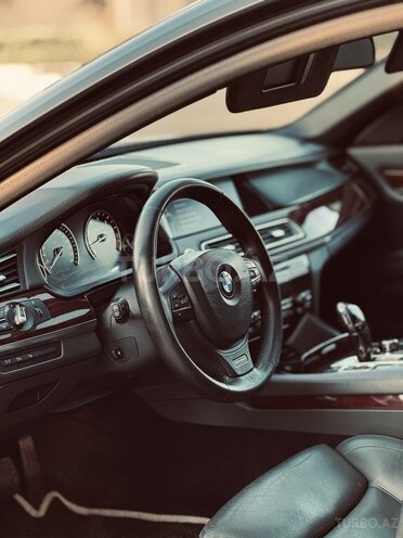 BMW 750 2009, 181,000 km - 4.4 l - Bakı