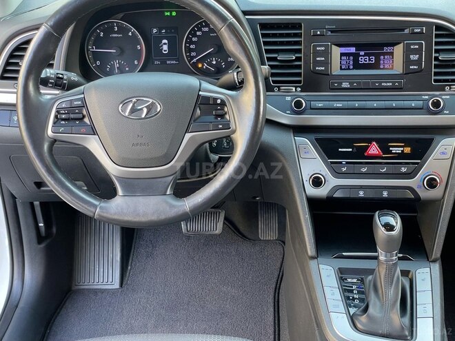 Hyundai Avante 2017, 125,000 km - 1.6 л - Bakı
