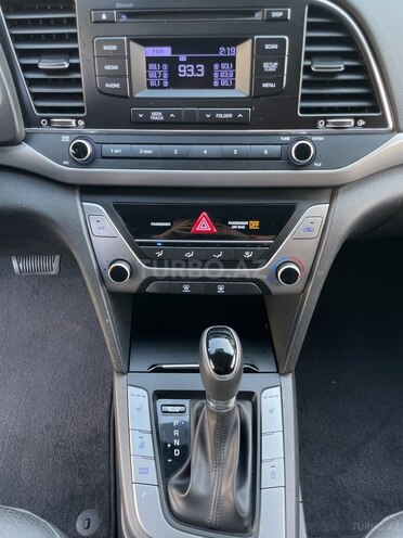 Hyundai Avante 2017, 125,000 km - 1.6 л - Bakı