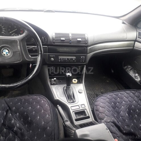 BMW 523 1996, 496,000 km - 2.5 l - Gədəbəy