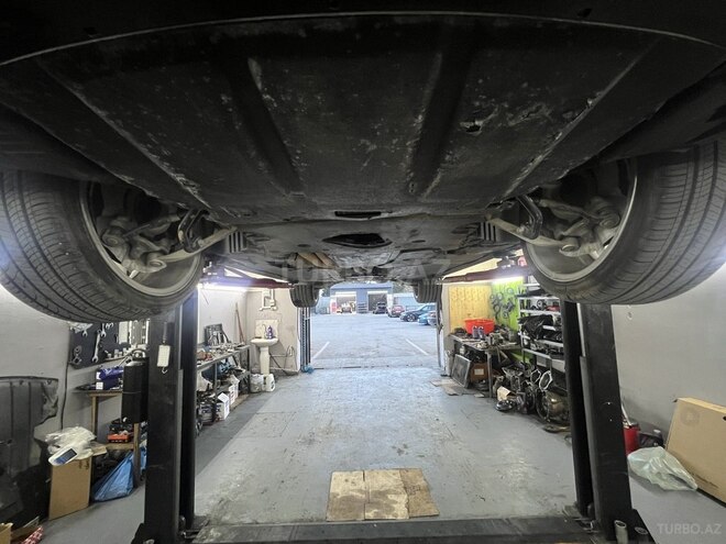 BMW 530 2006, 300,000 km - 3.0 l - Bakı