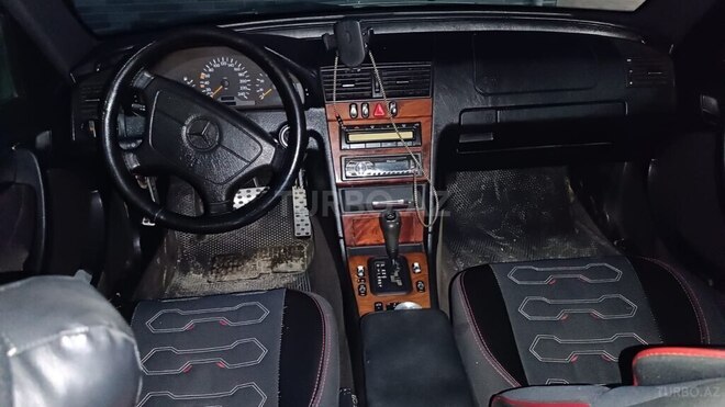 Mercedes C 200 1997, 393,000 km - 2.0 l - Qazax