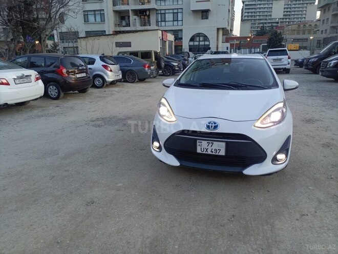 Toyota Aqua 2018, 150,000 km - 1.5 l - Bakı