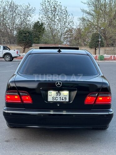 Mercedes E 320 2000, 262,900 km - 3.2 l - Bərdə