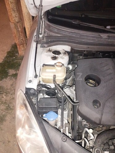 Kia Ceed 2008, 145,000 km - 1.6 л - Salyan