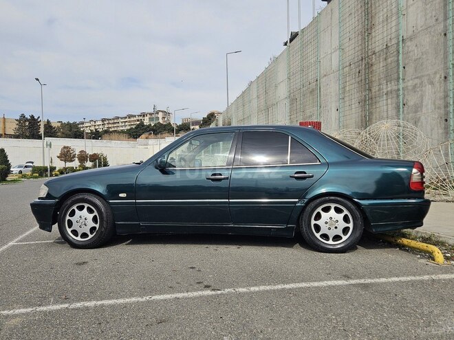 Mercedes C 180-3