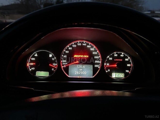Mercedes E 320 2000, 262,900 km - 3.2 l - Bərdə