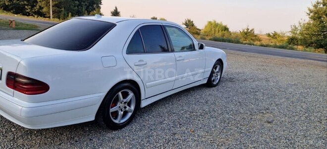 Mercedes E 220 d 2001, 377,122 km - 2.2 л - Masallı
