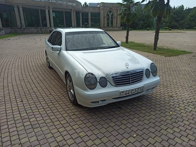 Mercedes E 220 d 2001, 377,122 km - 2.2 л - Masallı