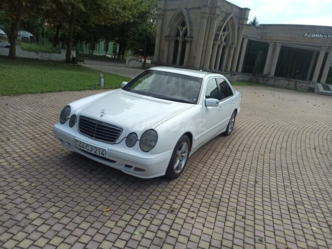 Mercedes E 220 d 2001, 377,122 km - 2.2 л - Masallı