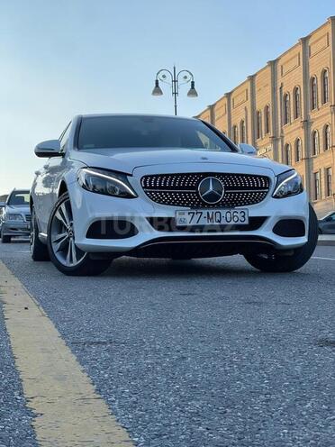 Mercedes C 300 4MATIC 2018, 70,000 km - 2.0 l - Bakı