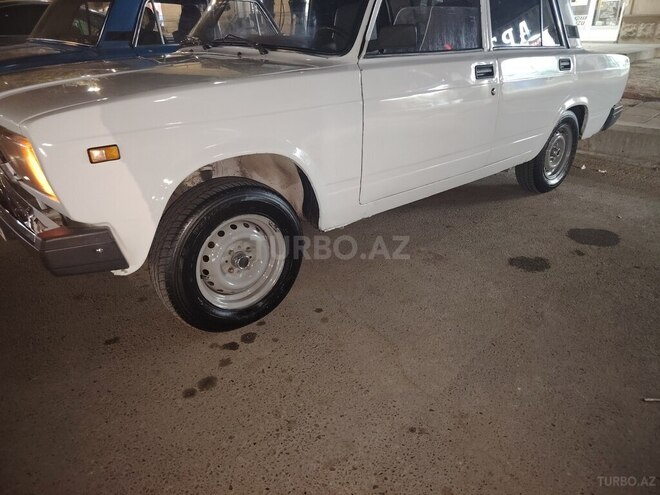 LADA (VAZ) 2107 2005, 92,000 km - 1.6 л - Yevlax