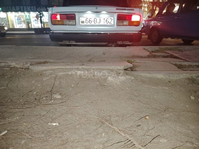 LADA (VAZ) 2107 2005, 92,000 km - 1.6 л - Yevlax
