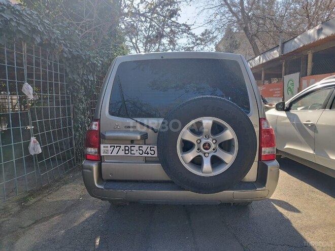 Mitsubishi Pajero 2003, 272,000 km - 3.0 l - Bakı
