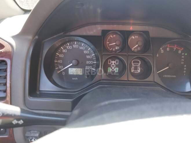 Mitsubishi Pajero 2003, 272,000 km - 3.0 l - Bakı