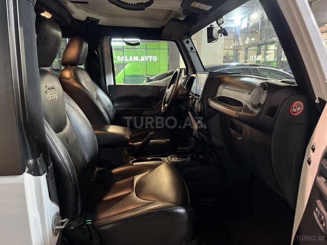 Jeep Wrangler 2015, 94,000 km - 3.6 l - Bakı