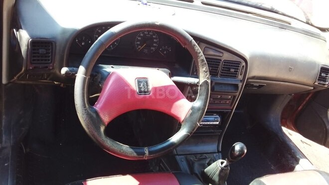 Peugeot 405 1997, 157,000 km - 2.0 l - Salyan