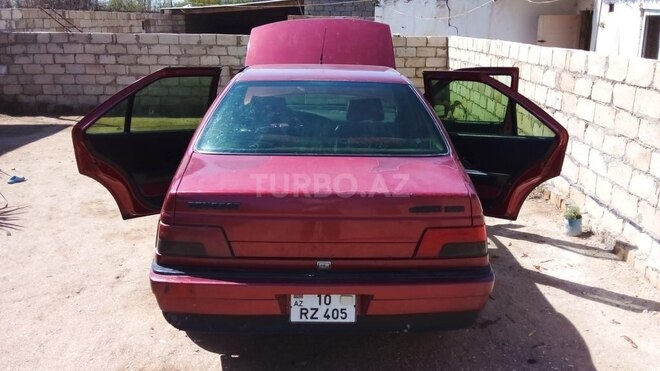 Peugeot 405 1997, 157,000 km - 2.0 l - Salyan