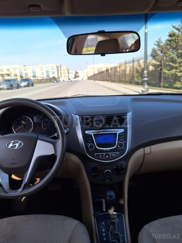 Hyundai Accent 2012, 180,000 km - 1.6 l - Bakı
