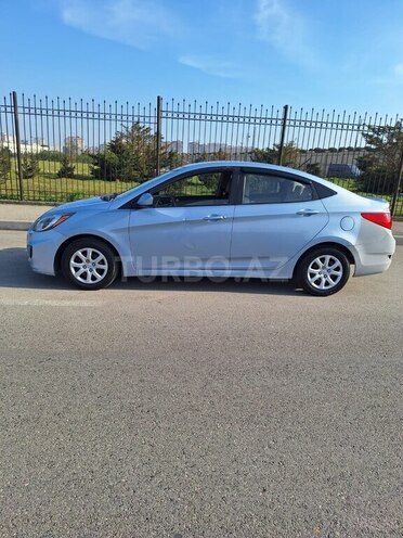Hyundai Accent 2012, 180,000 km - 1.6 l - Bakı