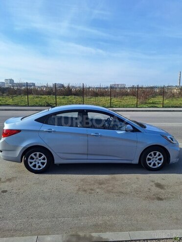 Hyundai Accent 2012, 180,000 km - 1.6 l - Bakı