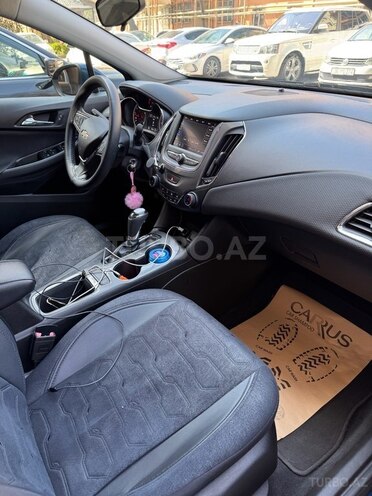 Chevrolet Cruze 2018, 60,000 km - 1.4 l - Bakı