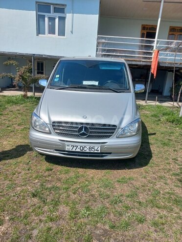 Mercedes Vito 111 2010, 200,935 km - 2.2 l - Qax