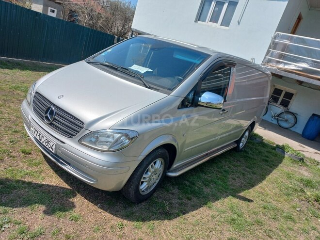 Mercedes Vito 111 2010, 200,935 km - 2.2 l - Qax