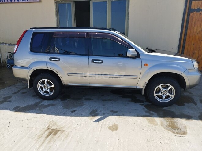 Nissan X-Trail 2001, 245,000 km - 2.0 l - Neftçala