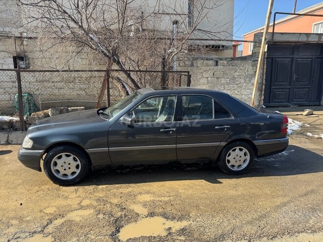 Mercedes C 200 1994, 300,000 km - 2.0 l - Sumqayıt