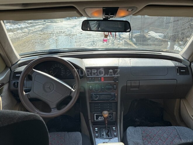 Mercedes C 200 1994, 300,000 km - 2.0 l - Sumqayıt