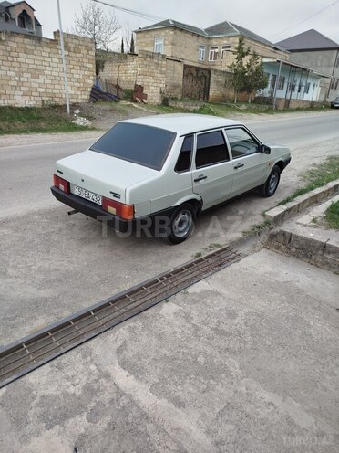 LADA (VAZ) 21099 2004, 230,000 km - 1.5 l - Quba