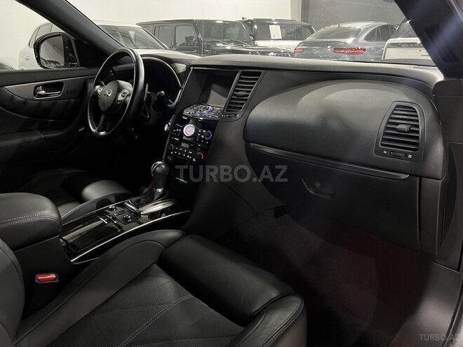 Infiniti  2019, 37,000 km - 3.7 l - Bakı