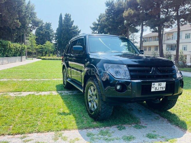Mitsubishi Pajero 2007, 226,000 km - 3.0 l - Zaqatala