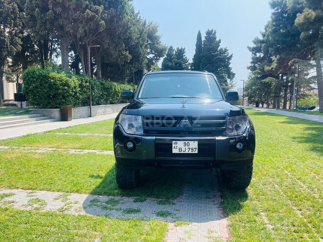 Mitsubishi Pajero 2007, 226,000 km - 3.0 l - Zaqatala
