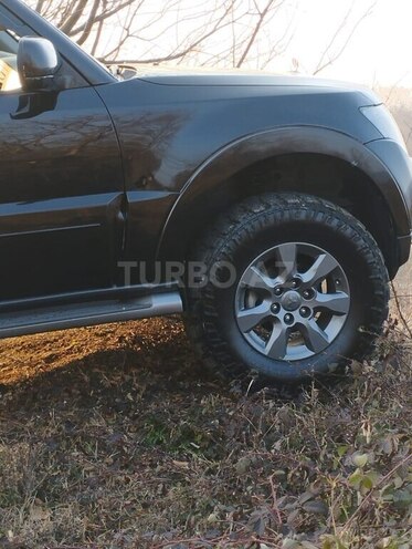 Mitsubishi Pajero 2007, 226,000 km - 3.0 l - Zaqatala