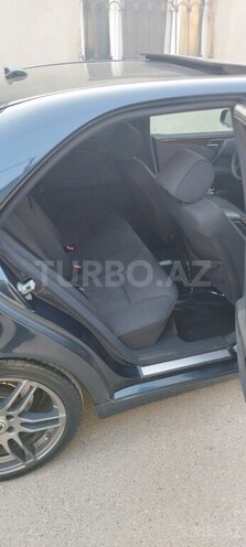 Mercedes E 220 d 2001, 448,500 km - 2.2 l - Bakı