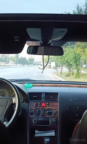 Mercedes C 200 1999, 470,000 km - 2.0 l - Bakı