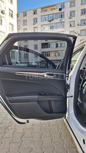 Ford Fusion (North America) 2013, 172,000 km - 1.5 л - Bakı